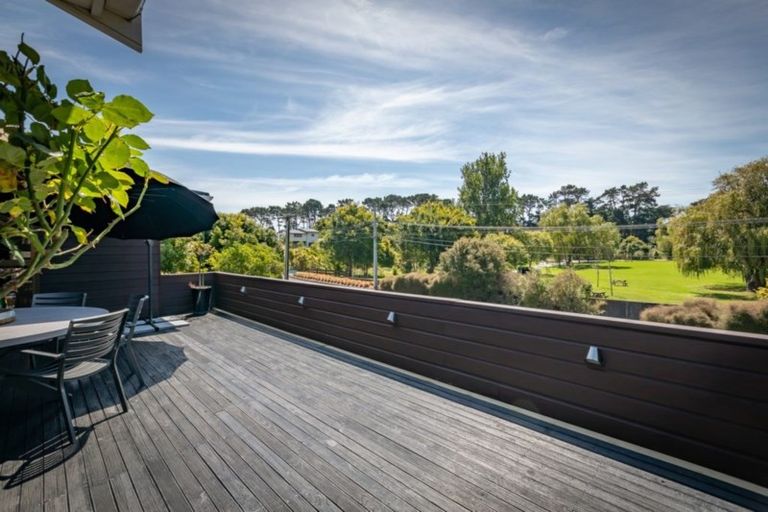 Photo of property in 40 Makora Road, Otaihanga, Paraparaumu, 5036