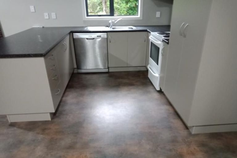 Photo of property in 8 Aratika Grove, Stokes Valley, Lower Hutt, 5019