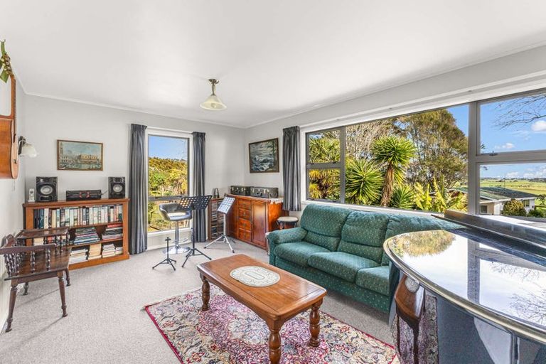 Photo of property in 9 Pukearuhe Road, Mimi, Urenui, 4377