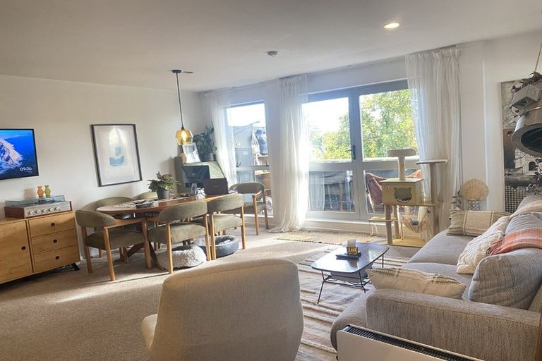 Photo of property in 325/26 Morningside Drive, Morningside, Auckland, 1025