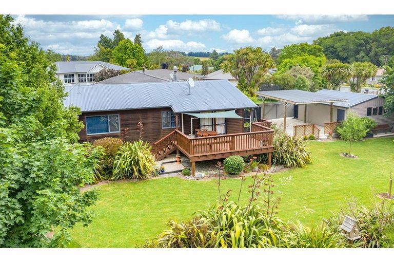 Photo of property in 16 Robinson Street, Cheviot, 7310