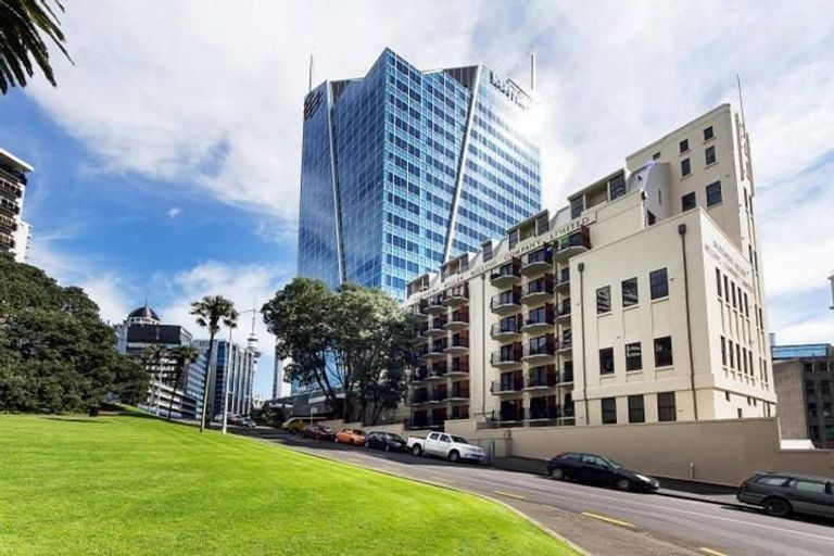 Photo of property in 23 Emily Place, Bellevue, Tauranga, 3110
