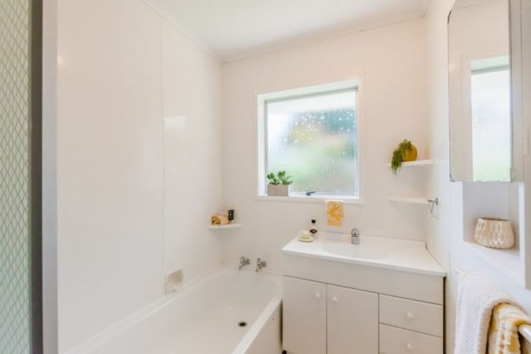 Photo of property in 22b Rata Street, Waikanae, 5036