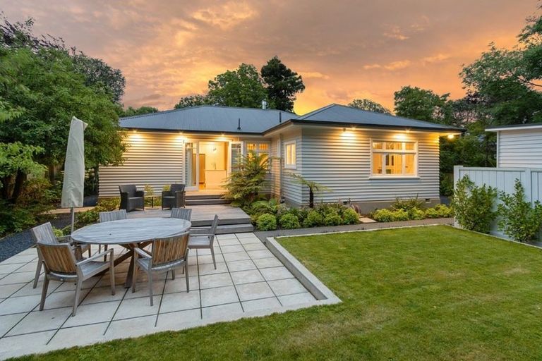 Photo of property in 79 Cashmere Road, Cashmere, Christchurch, 8022