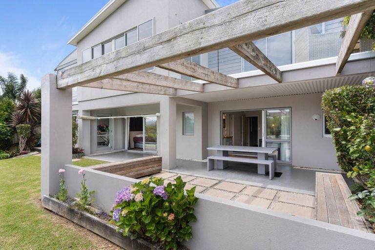 Photo of property in 114 Te Pamahue Drive, Whangamata, 3620