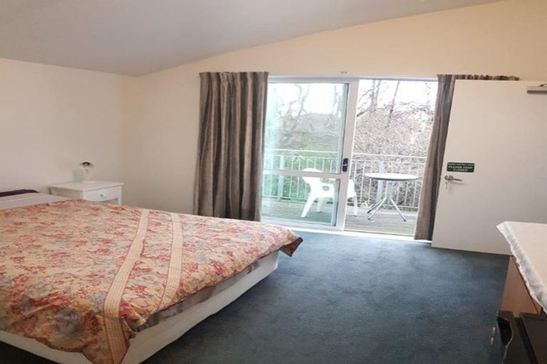 Photo of property in 37 Parkstone Avenue, Ilam, Christchurch, 8041