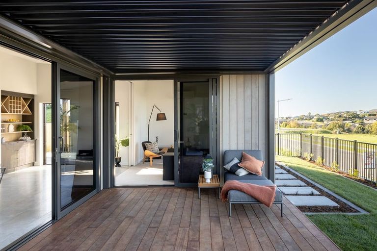 Photo of property in 19 Ridge Drive, Omokoroa, 3114