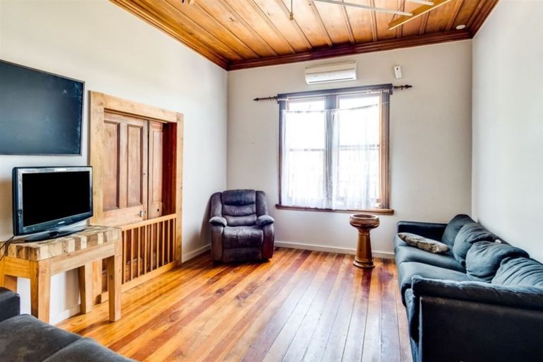 Photo of property in 53a Seddon Crescent, Marewa, Napier, 4110