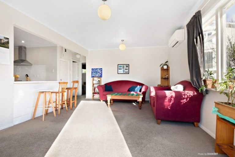 Photo of property in 3 Vautier Avenue, Wadestown, Wellington, 6012