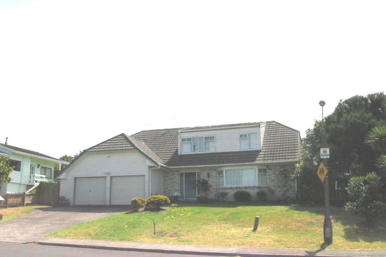 Photo of property in 37 Centorian Drive, Windsor Park, Auckland, 0632