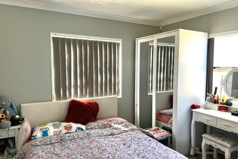 Photo of property in 14 Hawkley Close, Flat Bush, Auckland, 2019