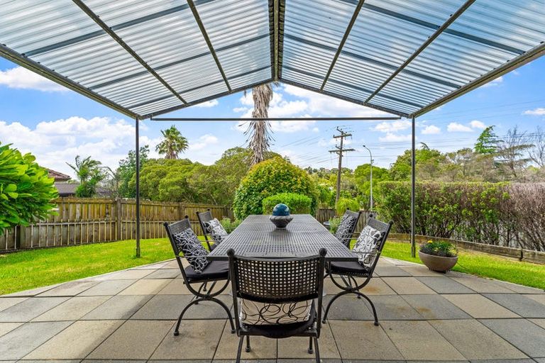 Photo of property in 40 Rivervale Grove, Stanmore Bay, Whangaparaoa, 0932