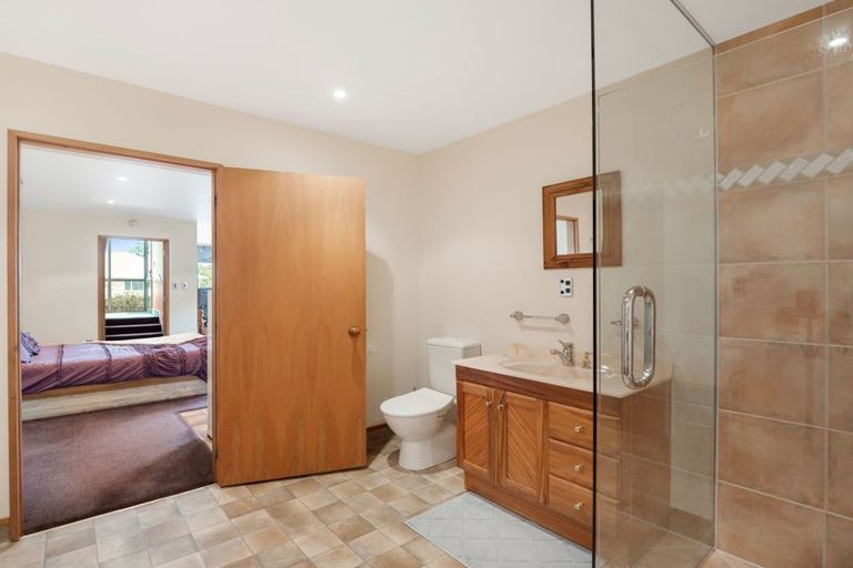 Photo of property in 12 Grove Avenue, Weston, Oamaru, 9401