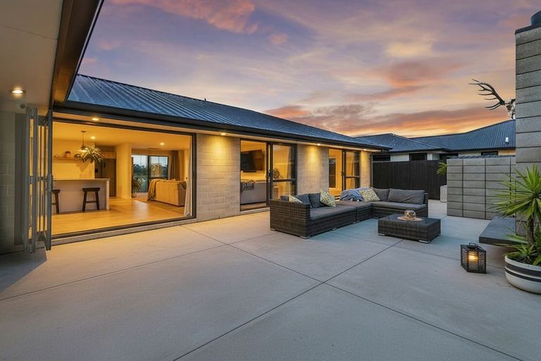 Photo of property in 8 Perendale Place, Kirwee, 7571