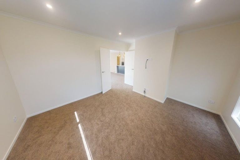 Photo of property in 30 Silicon Way, Fitzherbert, Palmerston North, 4410