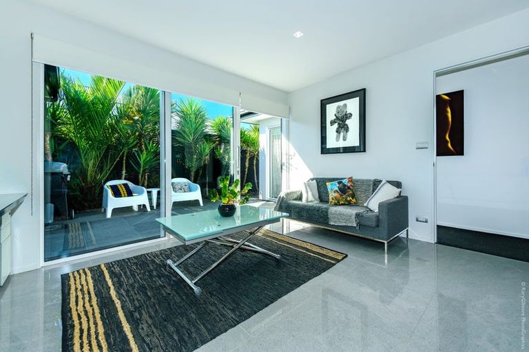 Photo of property in 19 Old Red Barn Road, Halswell, Christchurch, 8025