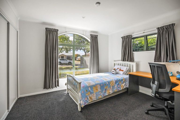 Photo of property in 6 Bouverie Crescent, Flagstaff, Hamilton, 3210