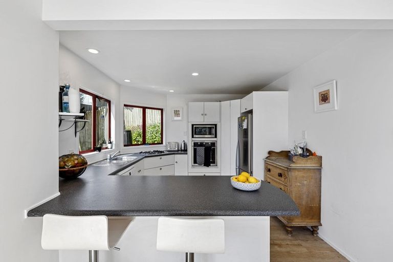 Photo of property in 4/149a Mokoia Road, Birkenhead, Auckland, 0626