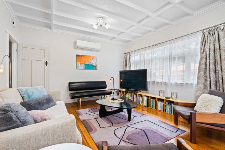 Photo of property in 19a Mair Street, Regent, Whangarei, 0112