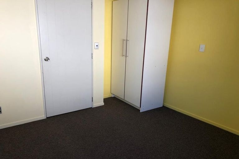 Photo of property in 99 Stottholm Road, Titirangi, Auckland, 0604