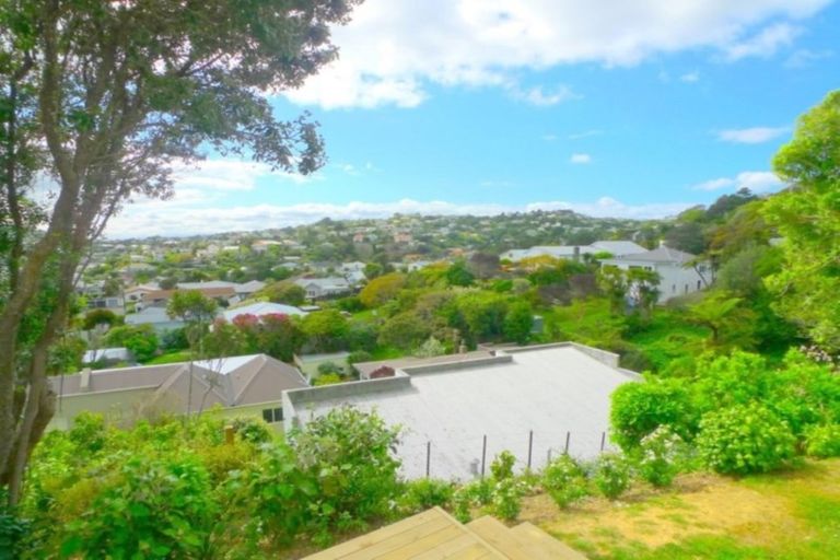 Photo of property in 17 Henderson Street, Karori, Wellington, 6012