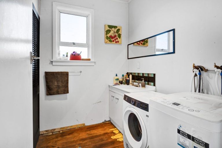 Photo of property in 84 Mawhitiwhiti Road, Normanby, Hawera, 4675