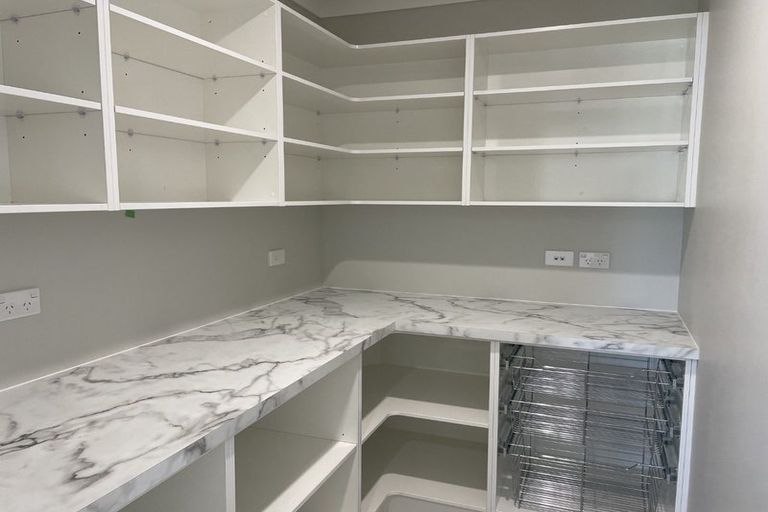 Photo of property in 16 Whangaehu Place, Te Awa, Napier, 4110