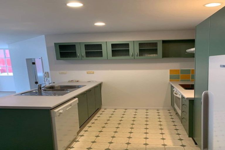 Photo of property in Atlas House, 13b/22 Ghuznee Street, Te Aro, Wellington, 6011