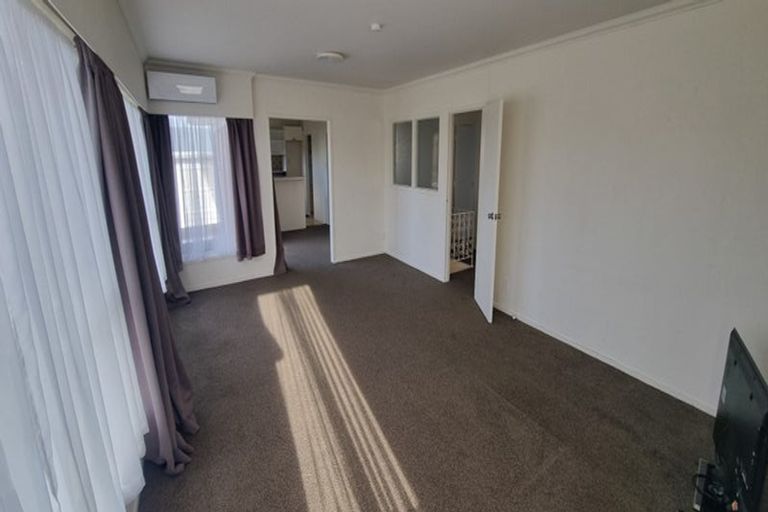 Photo of property in 46 Chequers Avenue, Glenfield, Auckland, 0629