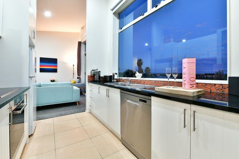 Photo of property in 7 Kensington Terrace, Gulf Harbour, Whangaparaoa, 0930