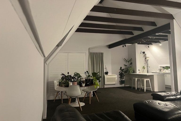 Photo of property in 1/99 Major Hornbrook Road, Mount Pleasant, Christchurch, 8081