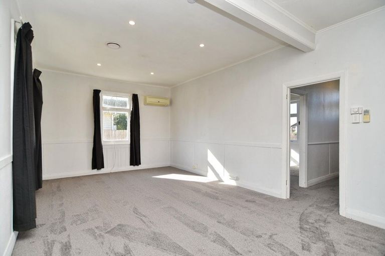 Photo of property in 23 Akaroa Street, Kaiapoi, 7630