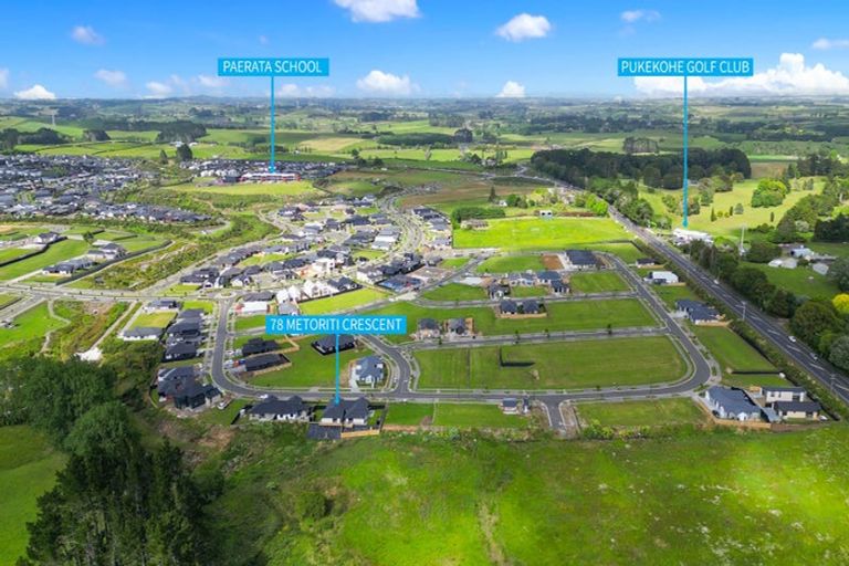 Photo of property in 78 Metoriti Crescent, Karaka, 2124