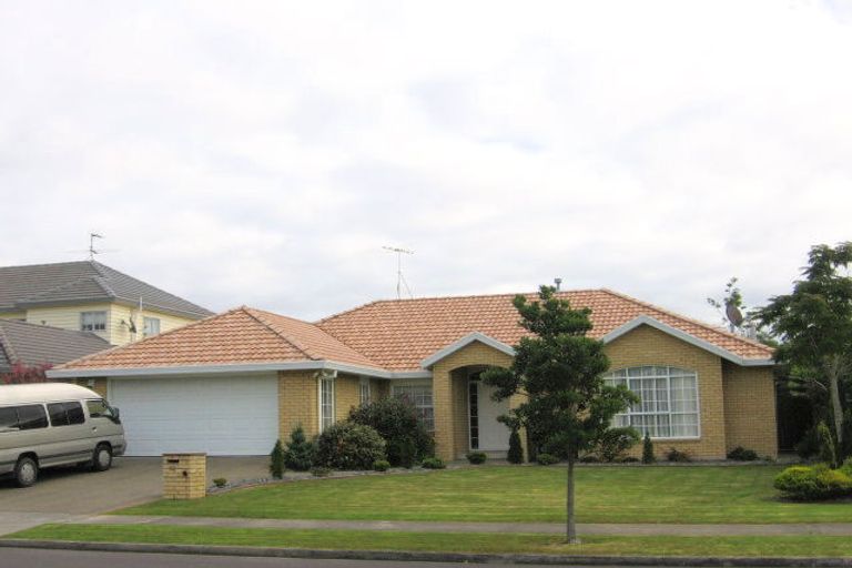 Photo of property in 53 Santa Ana Drive, Dannemora, Auckland, 2016