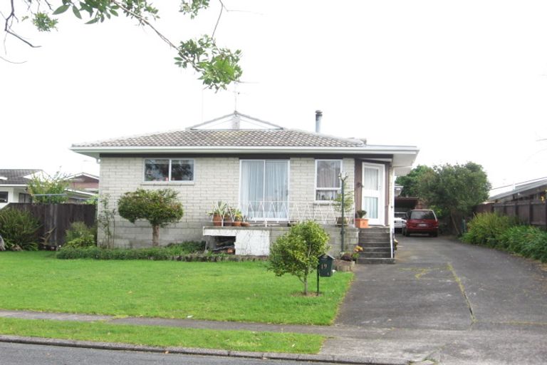 Photo of property in 1/19 Liam Place, Half Moon Bay, Auckland, 2012