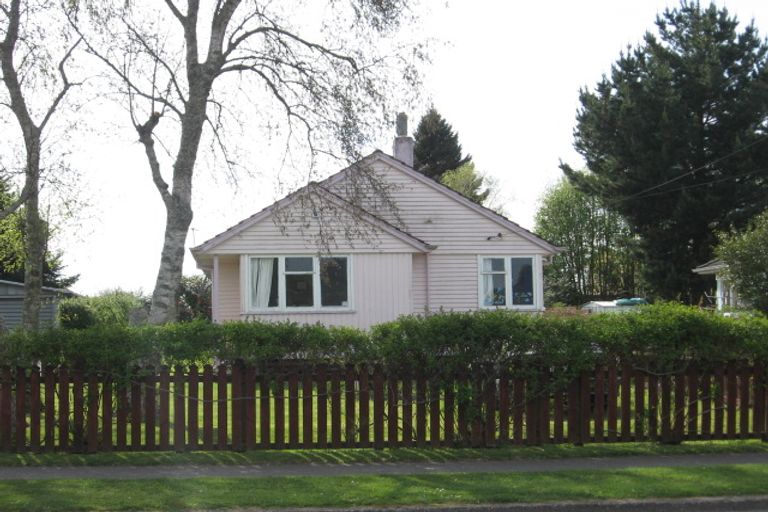 Photo of property in 19 Meadowbank Crescent, Fordlands, Rotorua, 3015