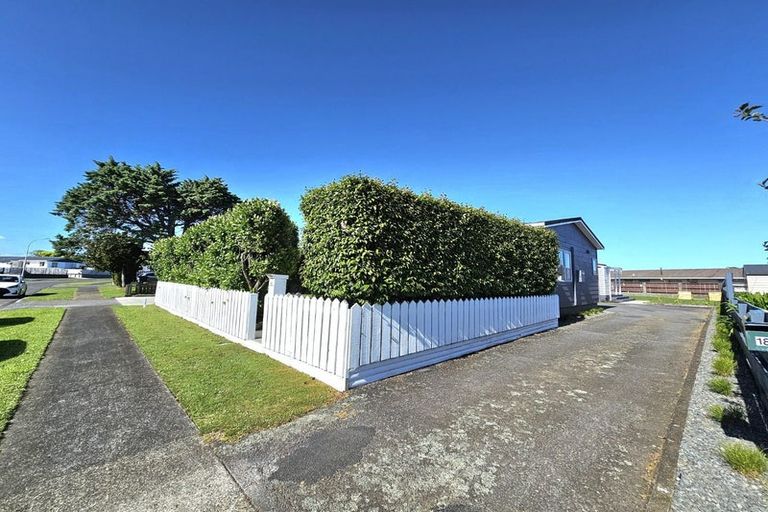 Photo of property in 18a Trimble Place, Bell Block, New Plymouth, 4312