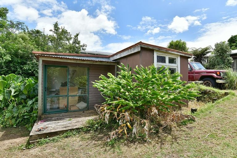 Photo of property in 119 Awaroa Road, Helensville, 0800