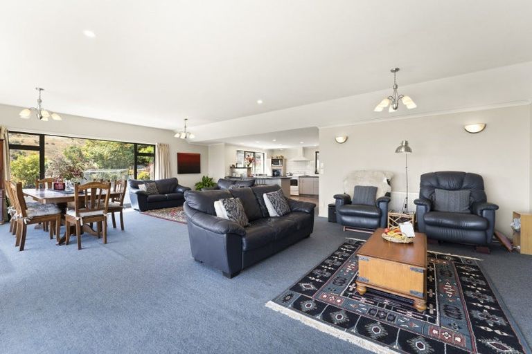 Photo of property in 67 Surrey Heights, Waihola, Outram, 9073