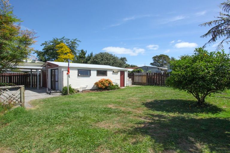 Photo of property in 22 Lindsay Crescent, Nawton, Hamilton, 3200
