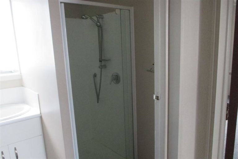 Photo of property in 6/7 Newnham Terrace, Upper Riccarton, Christchurch, 8041