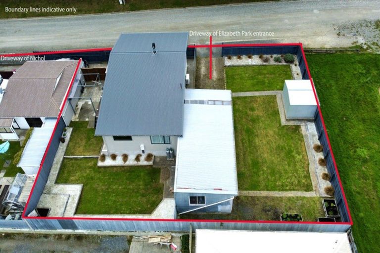 Photo of property in 77 Nichol Street, Heidelberg, Invercargill, 9812
