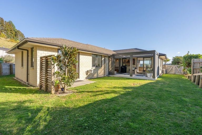 Photo of property in 274 Ballintoy Park Drive, Welcome Bay, Tauranga, 3175