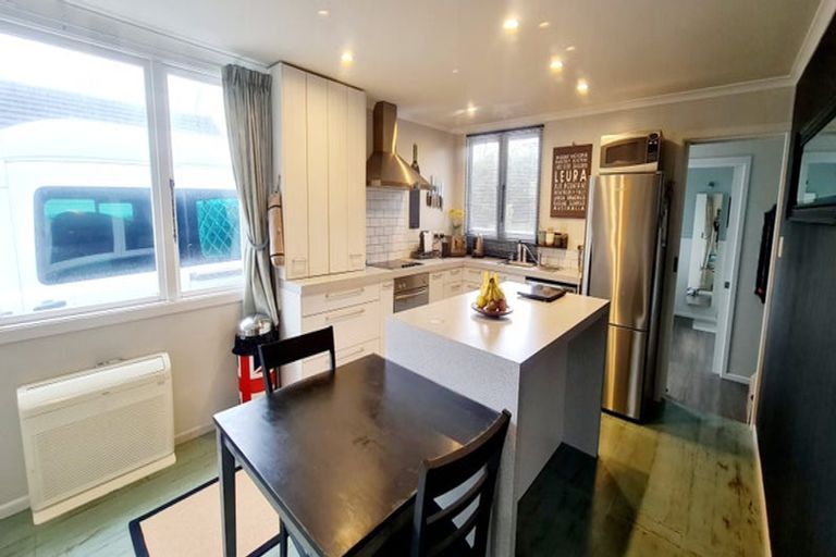 Photo of property in 290 Rosetta Road, Raumati Beach, Paraparaumu, 5032