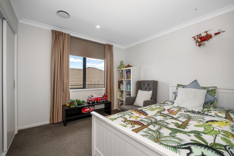 Photo of property in 4 Oyster Place, Omokoroa, 3114