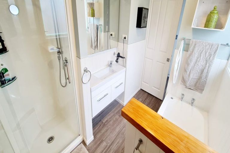 Photo of property in 290 Rosetta Road, Raumati Beach, Paraparaumu, 5032