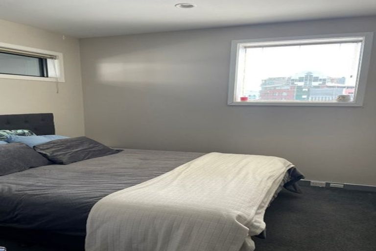 Photo of property in Atrium Towers, 8a/154 The Terrace, Wellington Central, Wellington, 6011