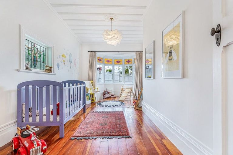 Photo of property in 262 Glengarry Road, Glen Eden, Auckland, 0602