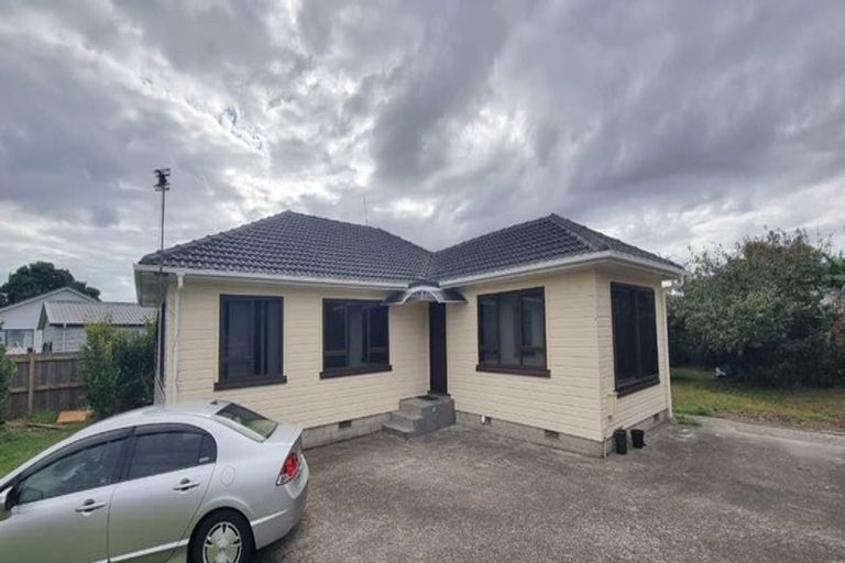 Photo of property in 53 Kairanga Street, Mangere East, Auckland, 2024