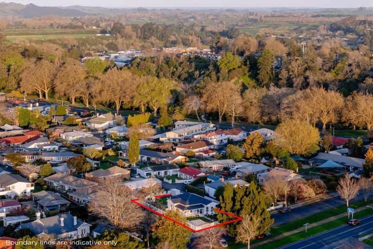 Photo of property in 114 Victoria Street, Cambridge, 3434